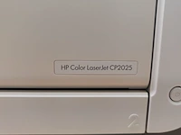 Lot 40 - hp color laserjet printer - afbeelding 2 van  2