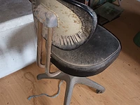 Lot 40 - industriële bureaustoel - afbeelding 3 van  3