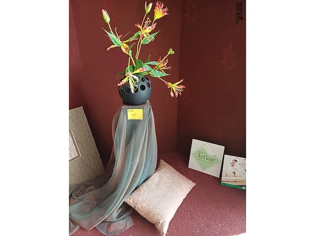 Lot 40 - lot decoratie - afbeelding 1 van  3