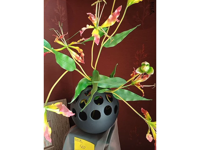 Lot 40 - lot decoratie - afbeelding 2 van  3