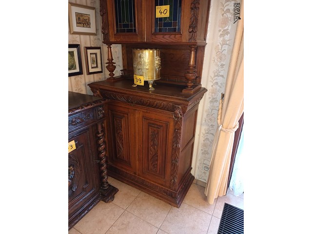 Lot 40 - mechelse kast - afbeelding 2 van  6