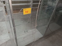 Lot 40 - plexi scherm - afbeelding 3 van  3