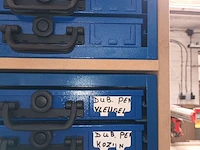 Lot 400 - koffers met messen voor pennenbank - afbeelding 3 van  4