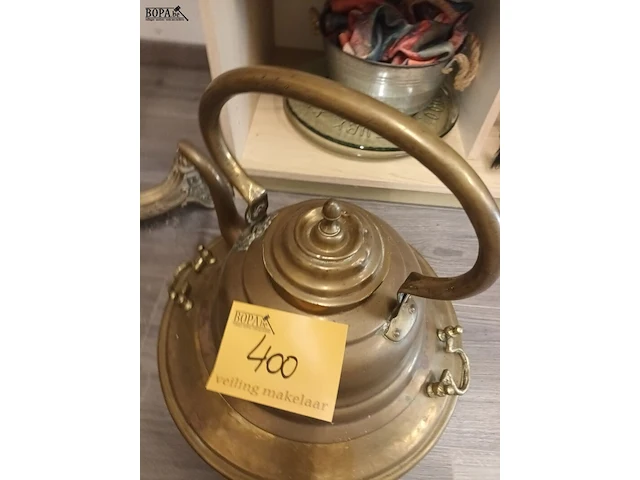 Lot 400 - koperen ketel - afbeelding 2 van  3