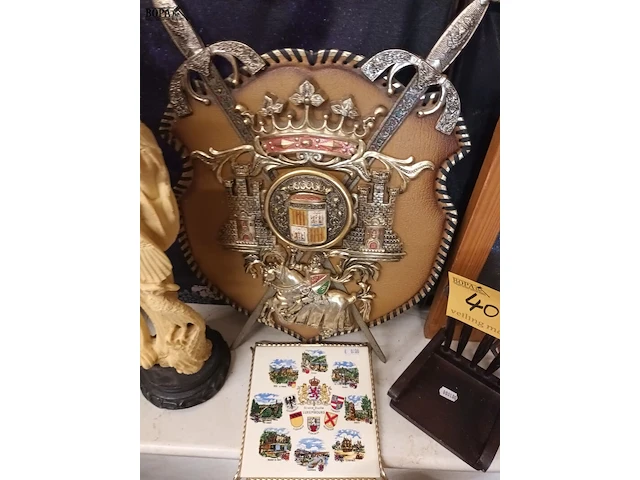 Lot 401 - decoratie. 8 stuks - afbeelding 3 van  4