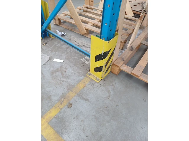 Lot 401 - magazijnstelling - afbeelding 2 van  4