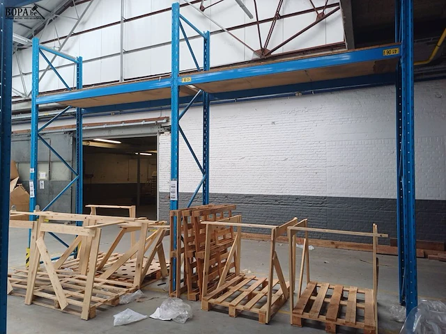 Lot 401 - magazijnstelling - afbeelding 4 van  4