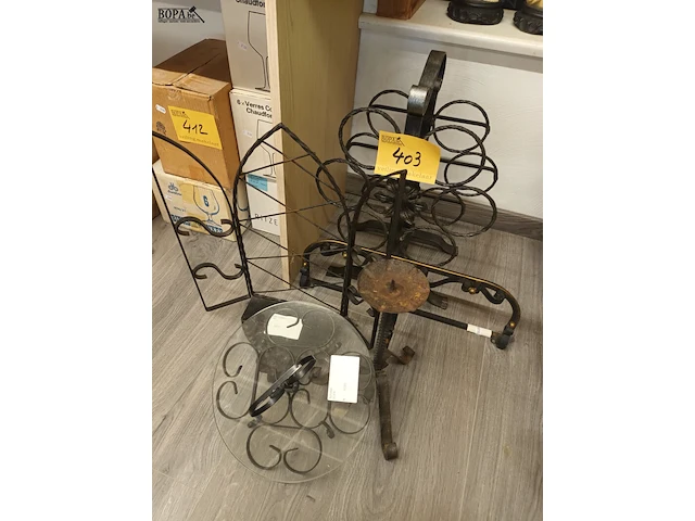 Lot 403 - decoratie in smeedijzer. 5 stuks - afbeelding 1 van  5