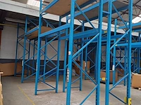 Lot 403 - magazijnstelling - afbeelding 2 van  4