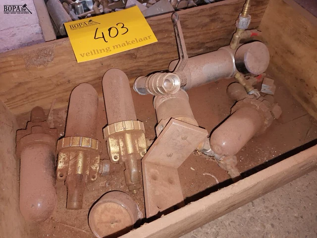 Lot 403 - onderdelen van machines - afbeelding 2 van  3