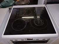 Lot 404 - elektrisch fornuis bosch - afbeelding 2 van  4