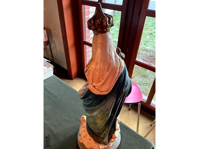 Lot 404 - mariabeeld met kind jezus schade plaaster - afbeelding 6 van  7