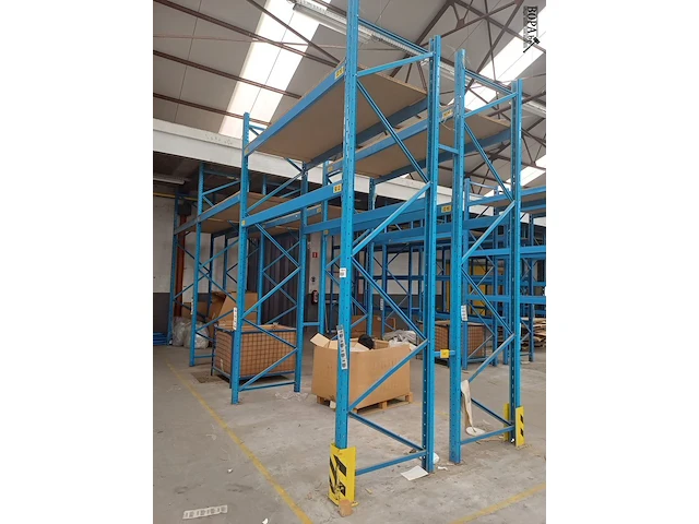 Lot 405 - magazijnstelling - afbeelding 2 van  3