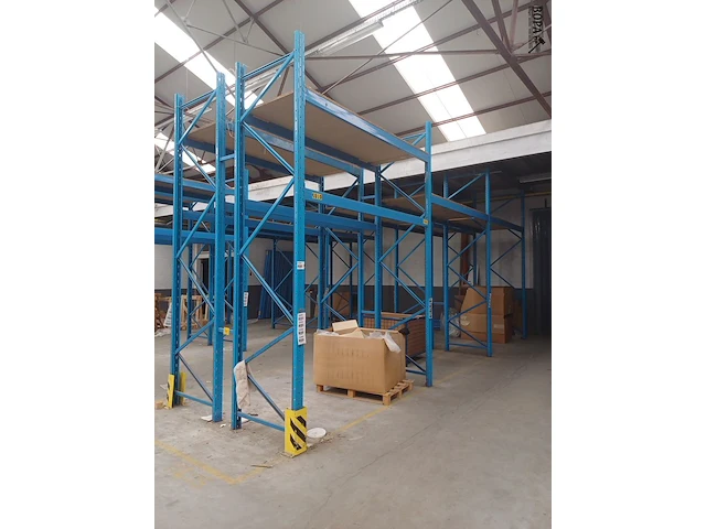 Lot 405 - magazijnstelling - afbeelding 3 van  3