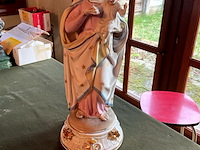 Lot 405 - mariabeeld biscuit - afbeelding 1 van  3