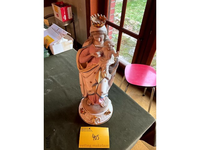 Lot 405 - mariabeeld biscuit - afbeelding 2 van  3