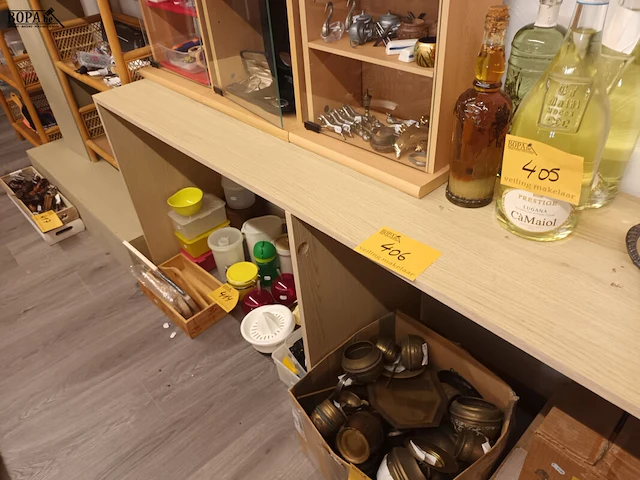 Lot 406 - wandtafel - afbeelding 2 van  3