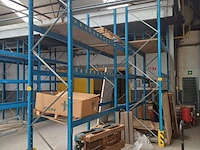 Lot 408 - magazijnstelling - afbeelding 1 van  5