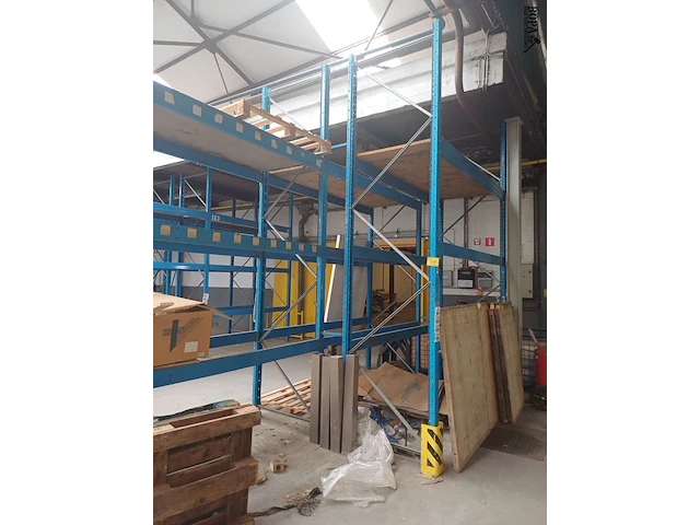 Lot 408 - magazijnstelling - afbeelding 4 van  5