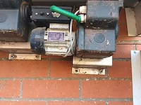 Lot 41 - emi stalventilatie besturing met motor - afbeelding 2 van  3