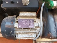 Lot 41 - emi stalventilatie besturing met motor - afbeelding 3 van  3
