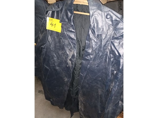 Lot 41 - herenjas. 3 stuks - afbeelding 3 van  5