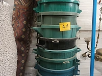 Lot 41 - kuipen - afbeelding 1 van  4