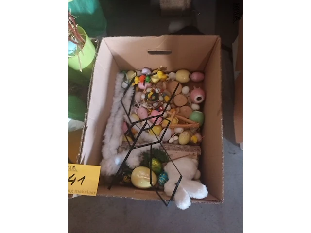 Lot 41 - lot paasdecoratie - afbeelding 3 van  4