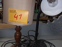 Lot 41 - tafellampen. 3 stuks - afbeelding 3 van  4