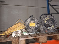 Lot 41 - verlengkabels - afbeelding 1 van  3