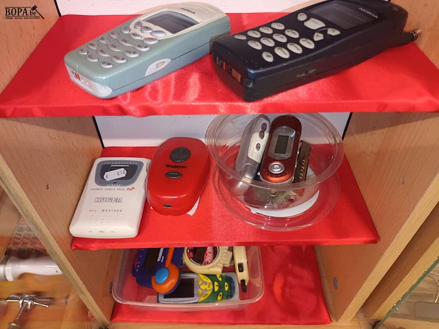 Lot 410 - gsm’s. ca. 20 stuks - afbeelding 5 van  5