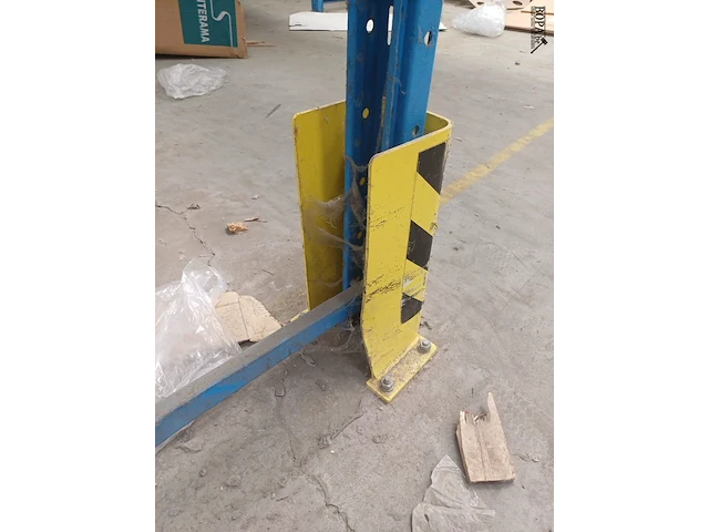 Lot 410 - magazijnstelling - afbeelding 5 van  5