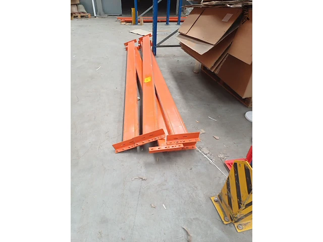 Lot 412 - magazijnstelling - afbeelding 4 van  4