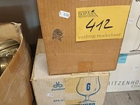 Lot 412 - wijn- en bierglazen. 5 dozen - afbeelding 2 van  3