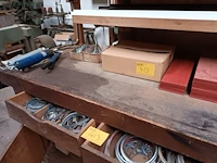 Lot 413 - werkmateriaal en onderdelen - afbeelding 5 van  7