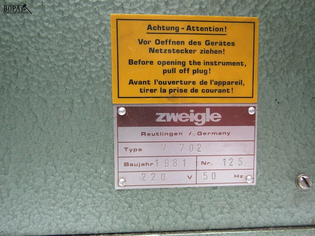 Lot 414 - garenwrijvingsmachine zweigle - afbeelding 7 van  10