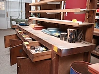 Lot 414 - houten werkbank - afbeelding 2 van  3