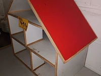 Lot 414 - poppenhuis - afbeelding 2 van  3