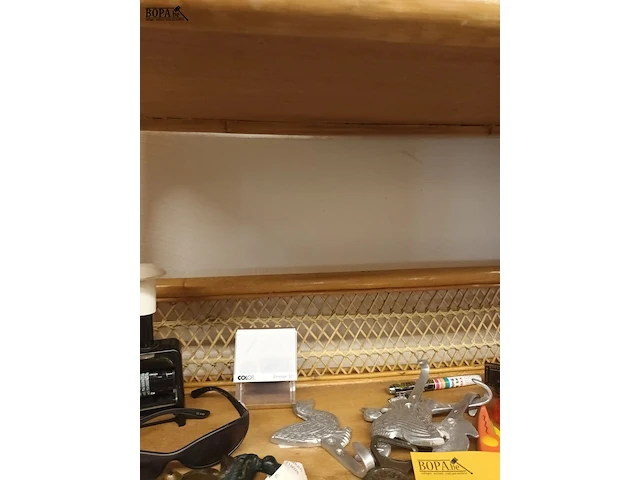 Lot 415 - rotan rek - afbeelding 4 van  4