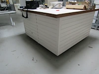 Lot 415 - vierkante werktafel - afbeelding 3 van  4
