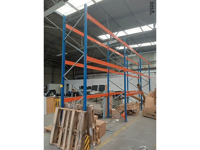Lot 416 - magazijnstelling - afbeelding 1 van  3