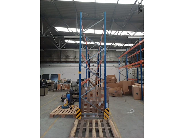 Lot 416 - magazijnstelling - afbeelding 2 van  3