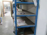 Lot 416 - metalen rekken. 3 stuks - afbeelding 2 van  5
