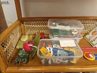 Lot 419 - diversen. inhoud rek - afbeelding 3 van  6