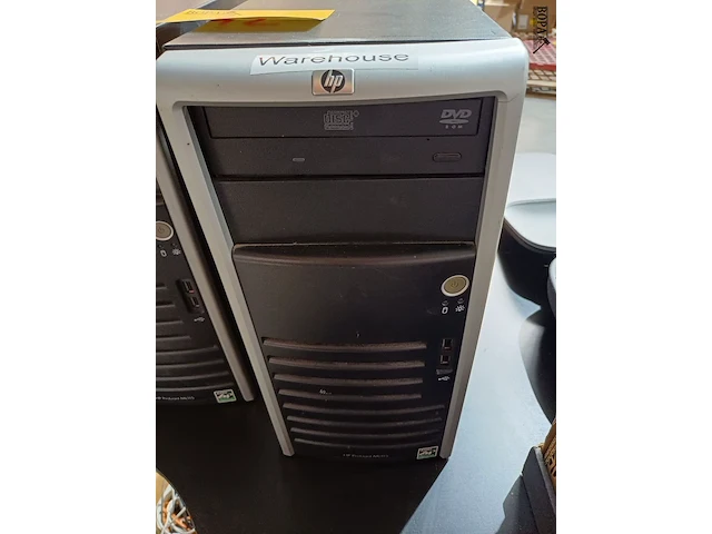 Lot 42 - hp proliant desktops - 2 stuks - afbeelding 2 van  6