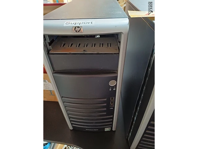 Lot 42 - hp proliant desktops - 2 stuks - afbeelding 3 van  6