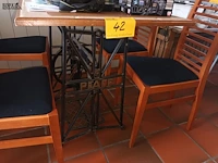 Lot 42 - tafel - afbeelding 1 van  4