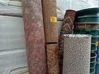 Lot 42 - vloertapijt. 7 stuks - afbeelding 5 van  5