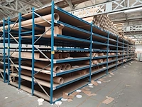 Lot 422 - magazijnstelling - afbeelding 1 van  7