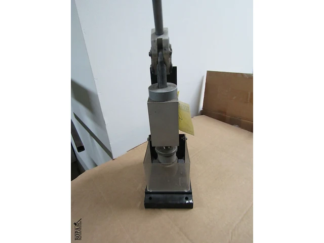 Lot 423 - coatinglaag tester - afbeelding 2 van  3
